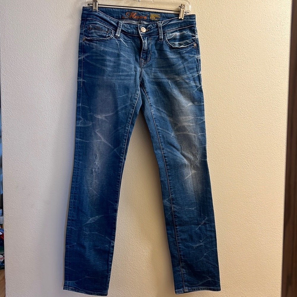 Mavi Jeans with Unique Stonewash Design size 27/32